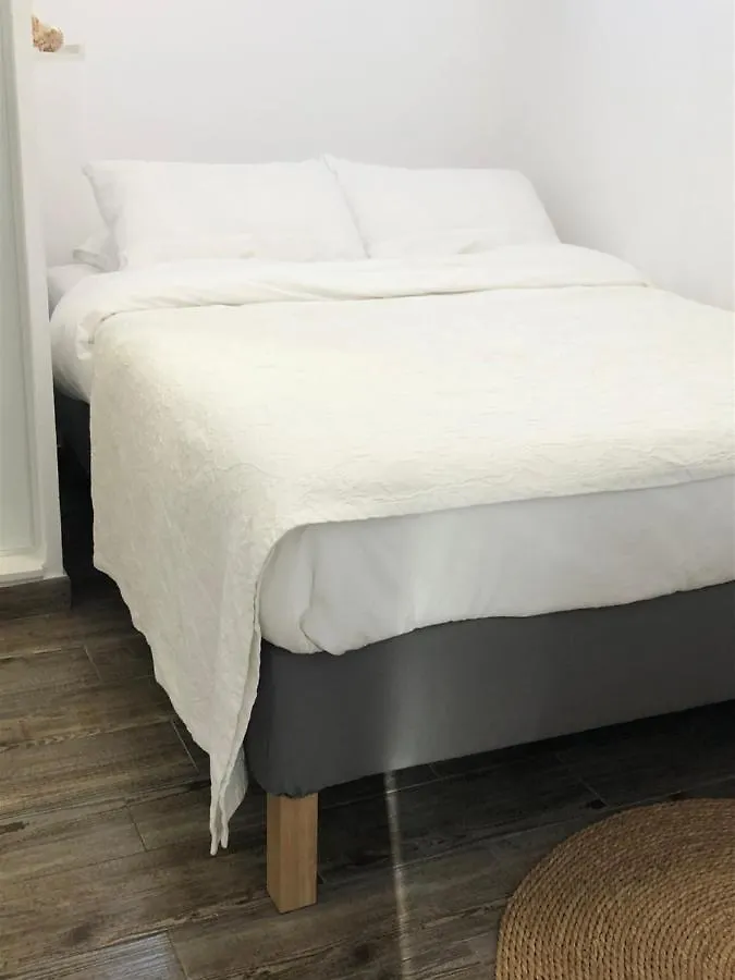 Lofoten Studio Apartment Villaverde