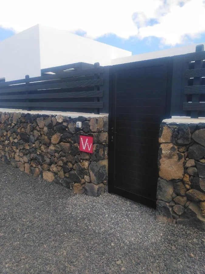 Lofoten Studio Apartment Villaverde  Spain